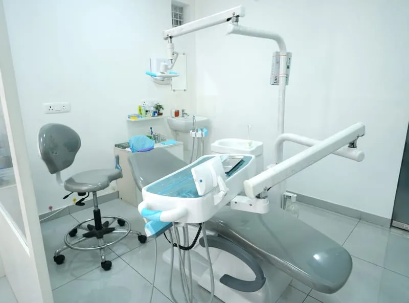 Dedicated dental specialist team room