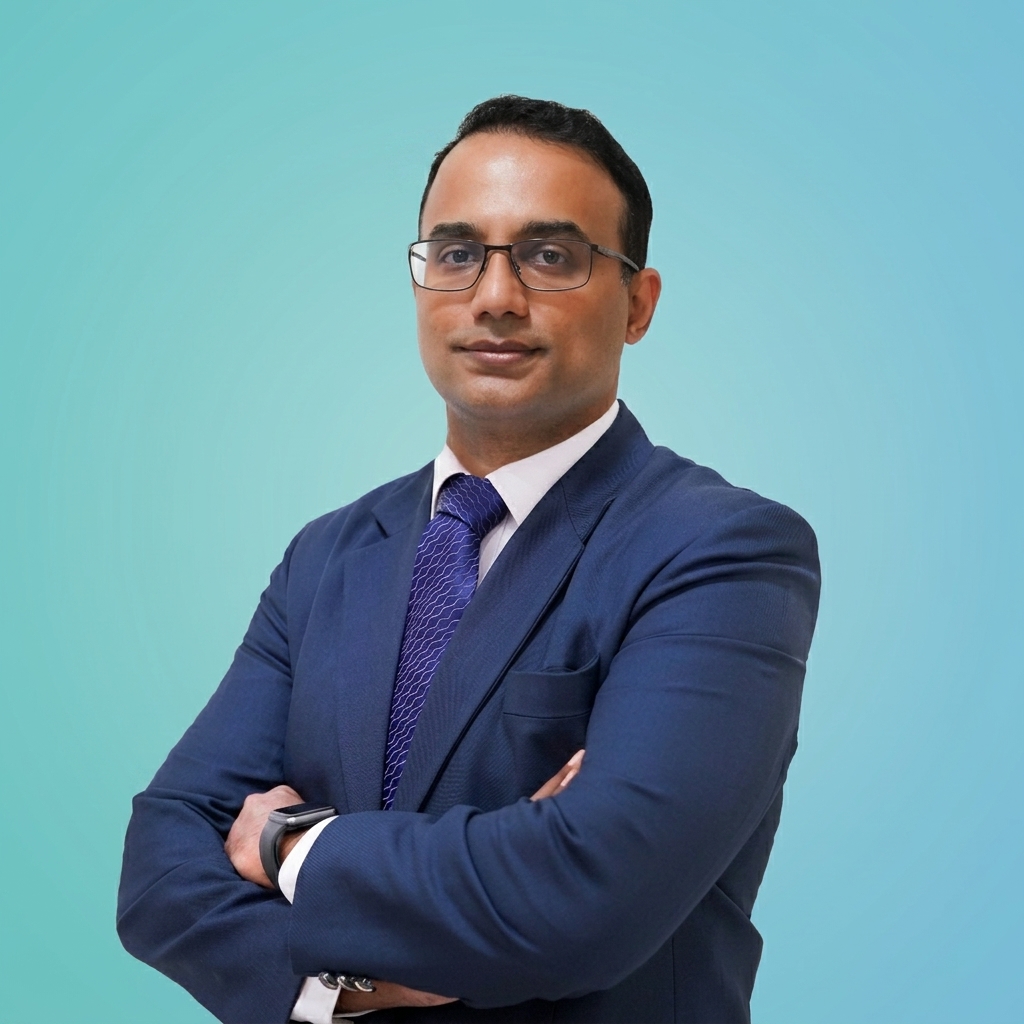 Dr. Manu M. Das, Oral & Maxillofacial Surgeon at Park Dental Clinic