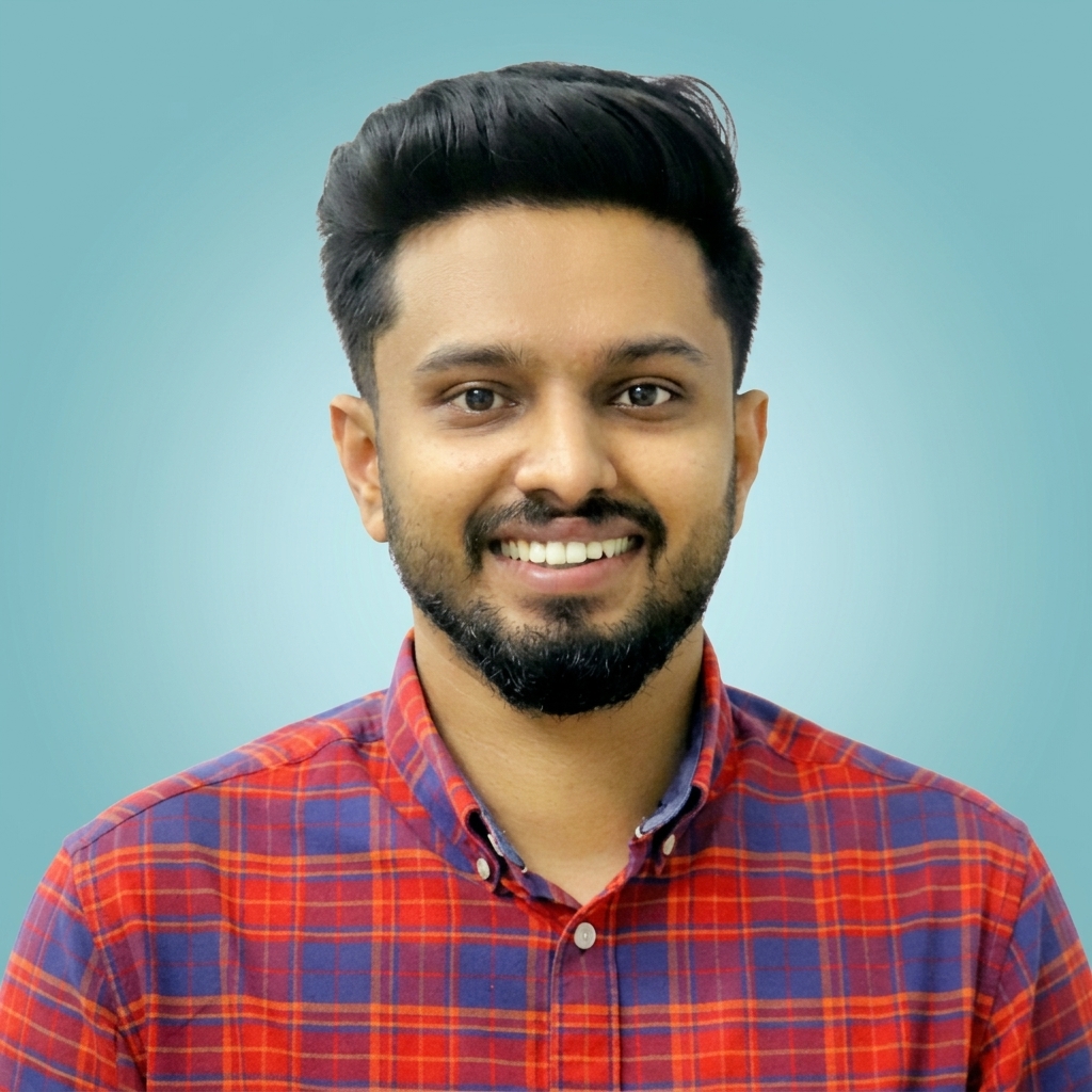 Dr. Nikhil Julian, Endodontist at Park Dental Clinic